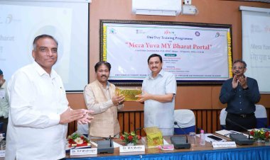 मेरा भारत मेरा युवा पर एक दिवसीय संगोष्ठी का आयोजन युवाओं में निहीत ऊर्जा का उपयोग राष्ट्र निमार्ण में सहायक डॉ. कर्नाटक