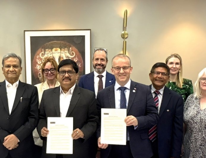 एनईपी 2020 को नई उड़ान, आईआईएचएमआर यूनिवर्सिटी और मैनचेस्टर यूनिवर्सिटी में हुआ एमओयू